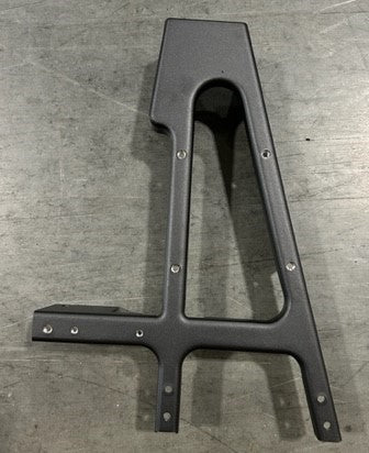 ANTHEM PRO, RIGHT SEATBACK BRACKET, 4/6 PASSENGER