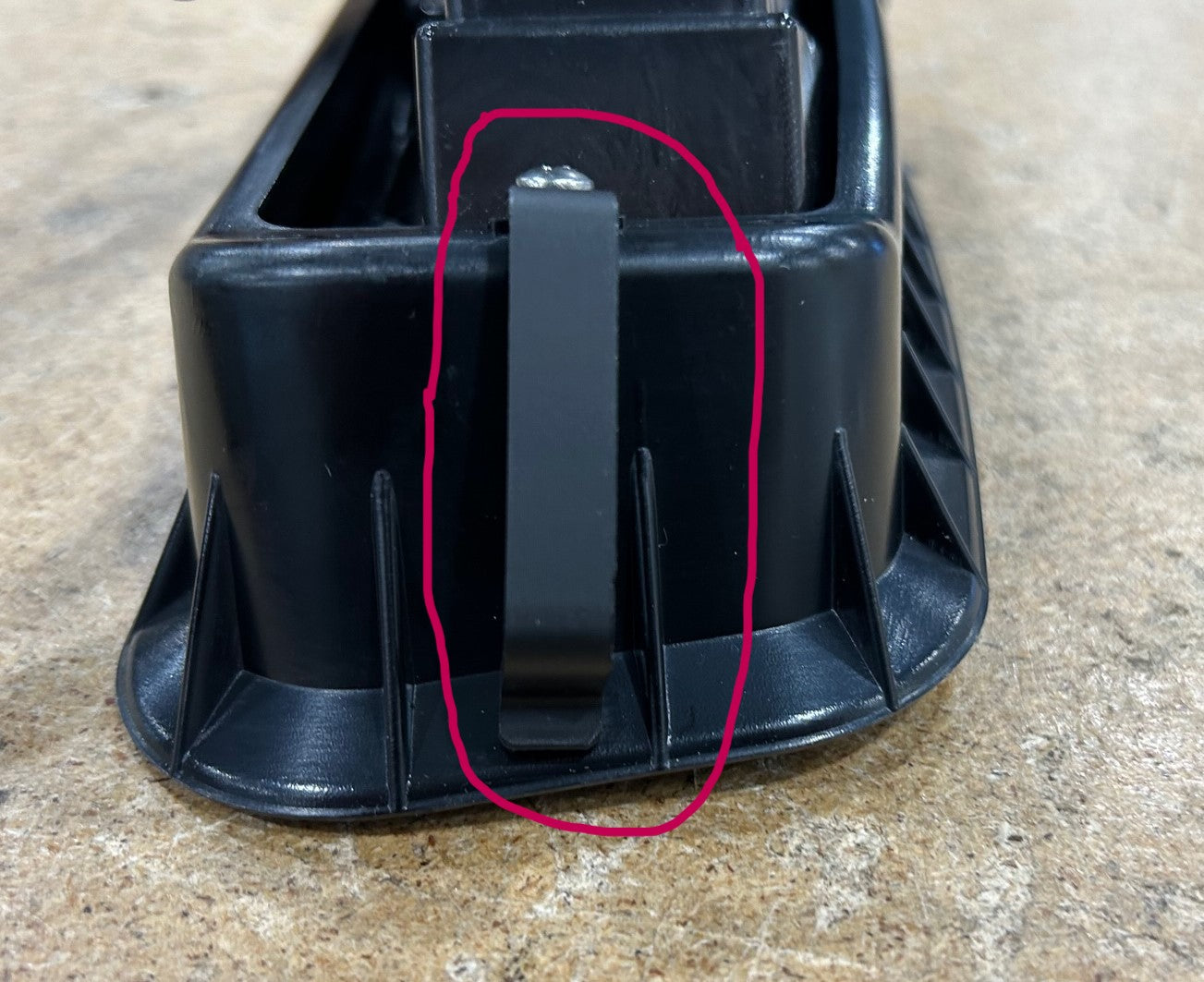 HEADLIGHT CLIP, INSIDE, ANTHEM / ANTHEM PRO