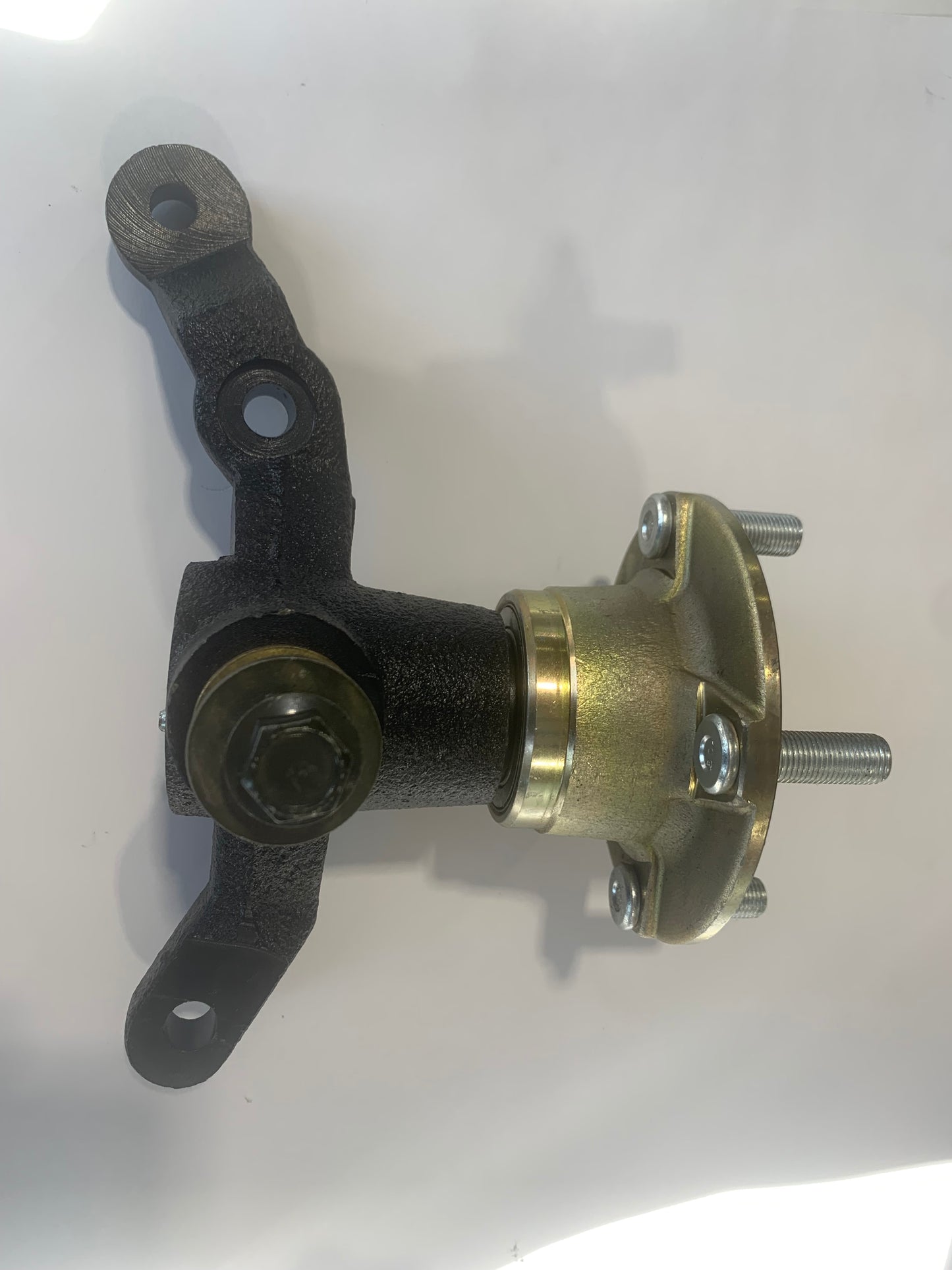 Vivid V Model Pre-2025 Passenger Side Spindle with Hub