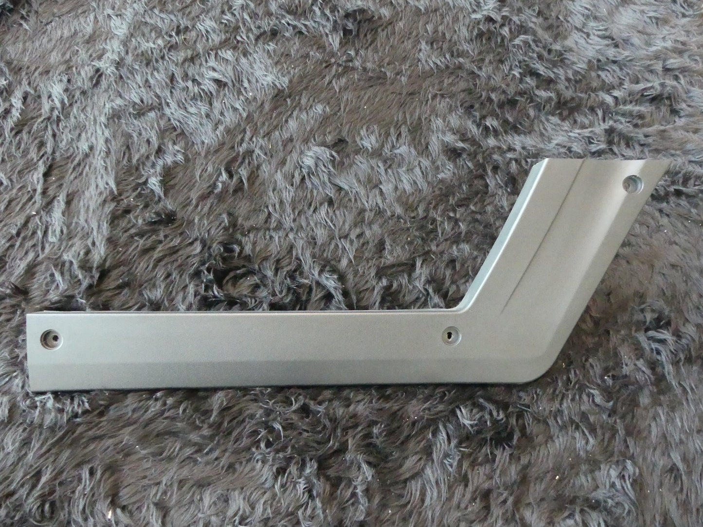 TRIM, PASSENGER SIDE, FRONT, V2/V4/V6, 2025