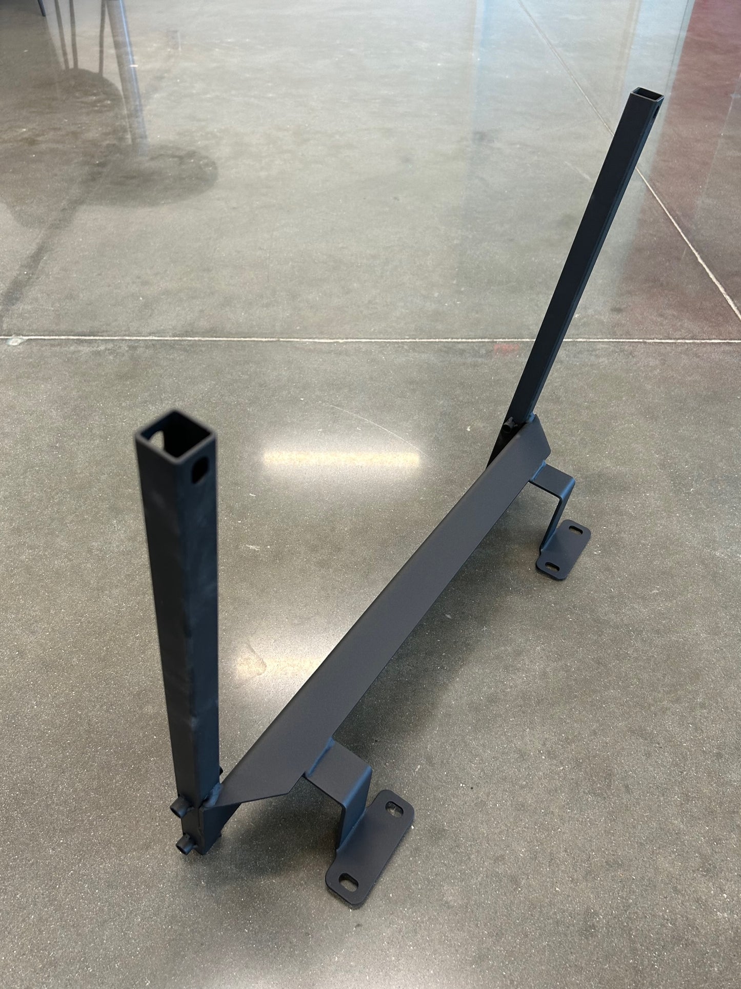 STANDING BOARD MOUNTING BRACKET, V4/V6