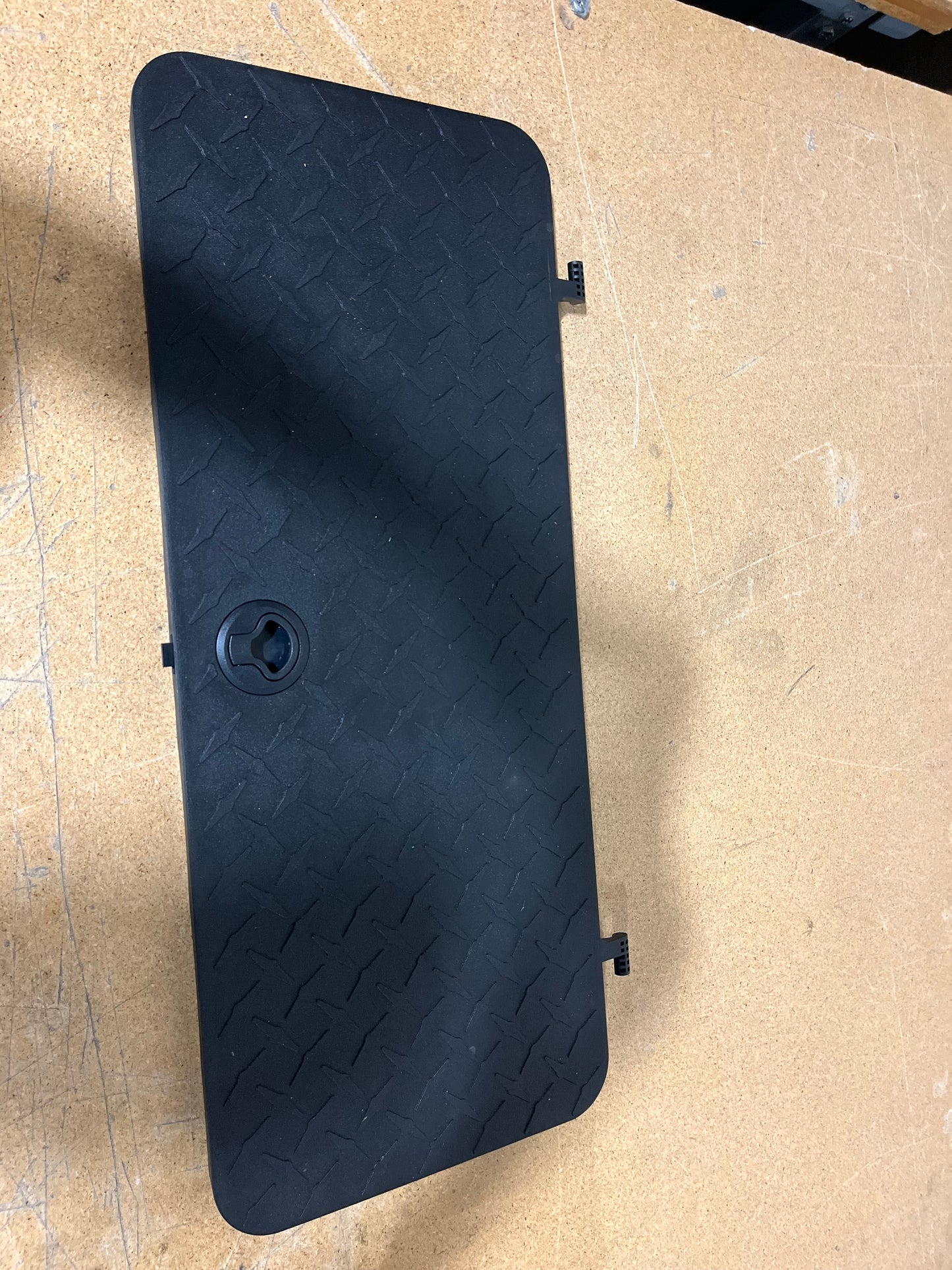 Storage Lid for Peak Rear Flip Seat