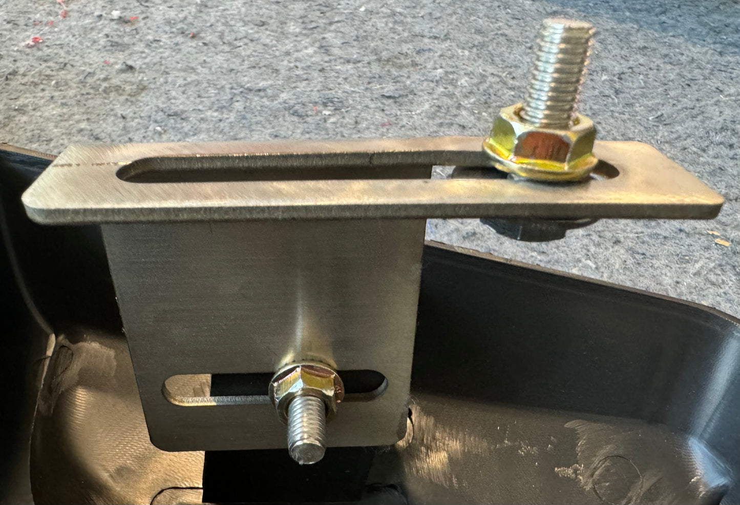 BUMPER, FRONT BRACKET SET, V 2025
