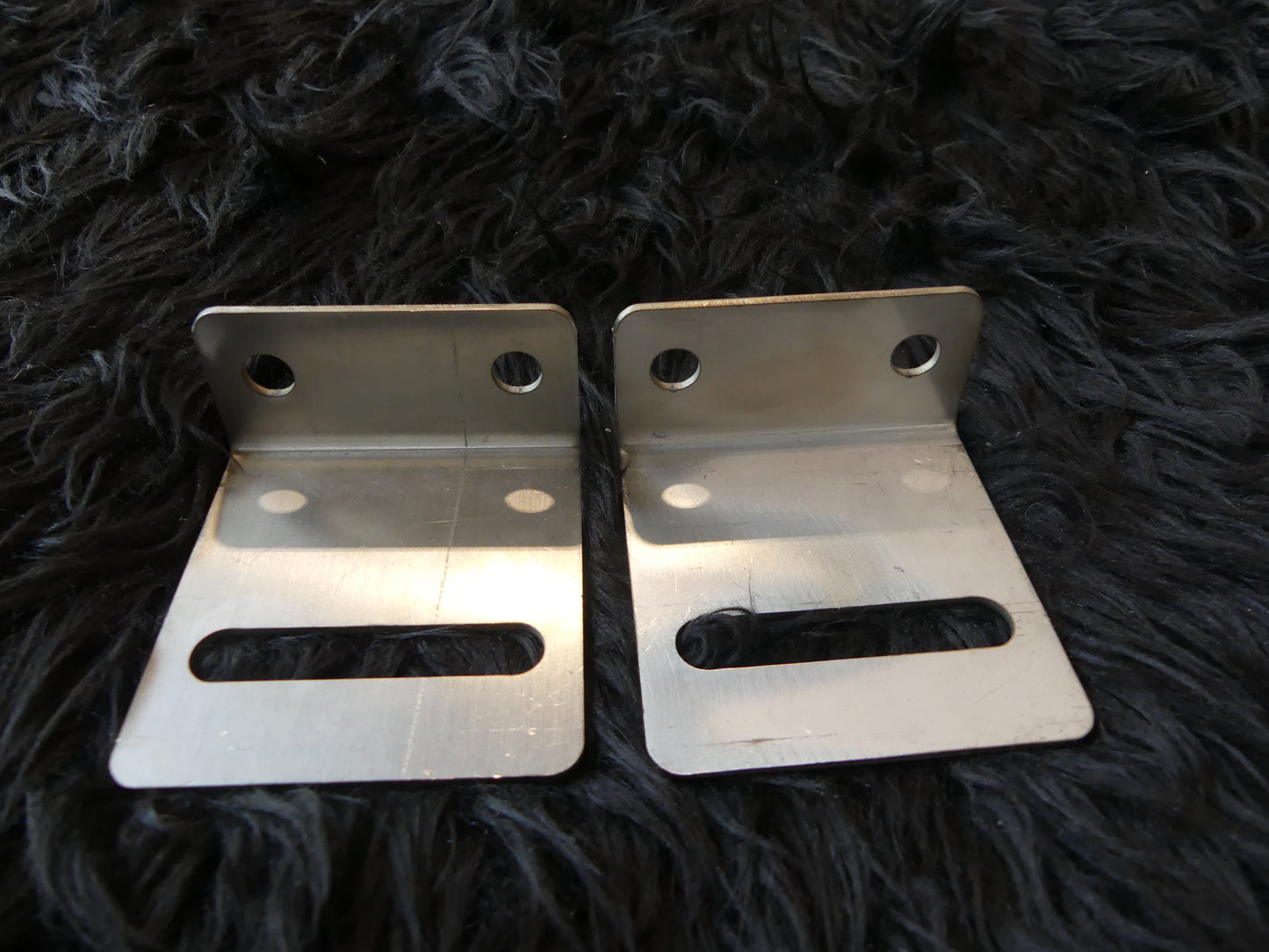 BUMPER, FRONT BRACKET SET, V PRE-2025