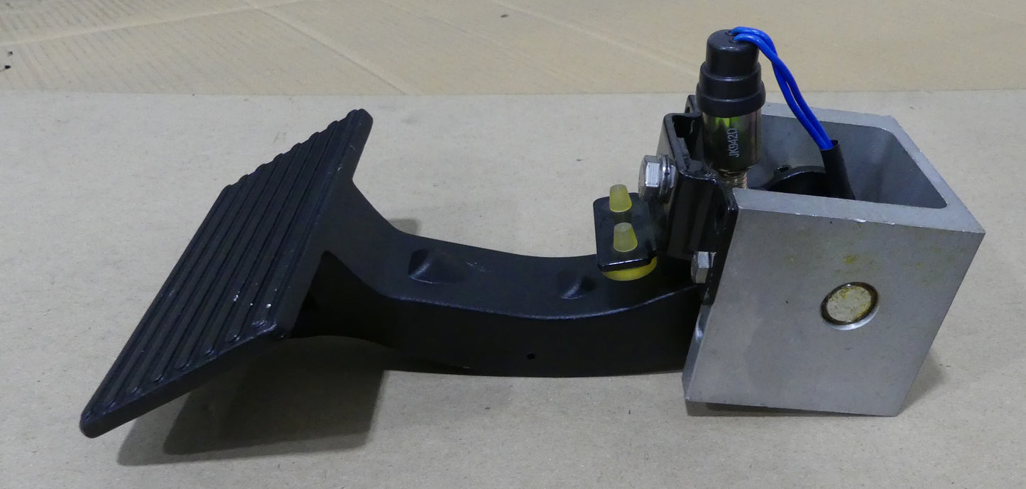 BRAKE PEDAL ASSEMBLY, PEAK, ANTHEM, ANTHEM PRO.